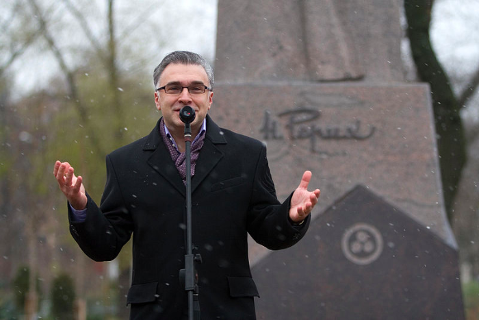 «Ты никогда и ни про кого не говорил плохо»: воспоминания друзей и знакомых о погибших в авиакатастрофе петербургских журналистах